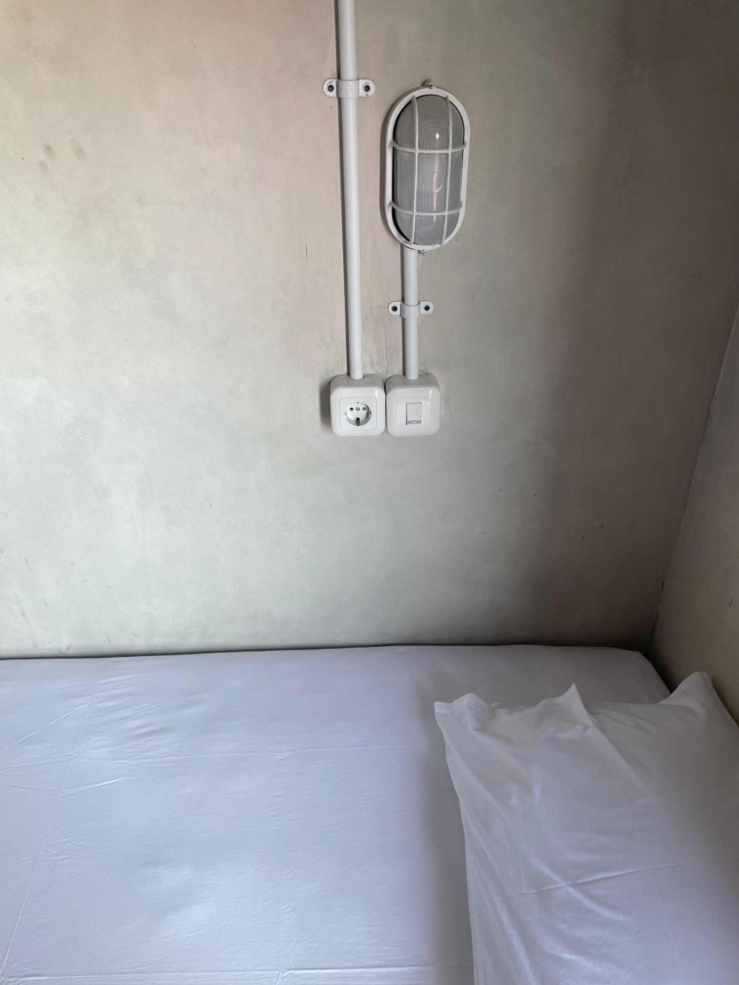 Lushy Hostel Nusa Penida Toyapakeh Bagian luar foto