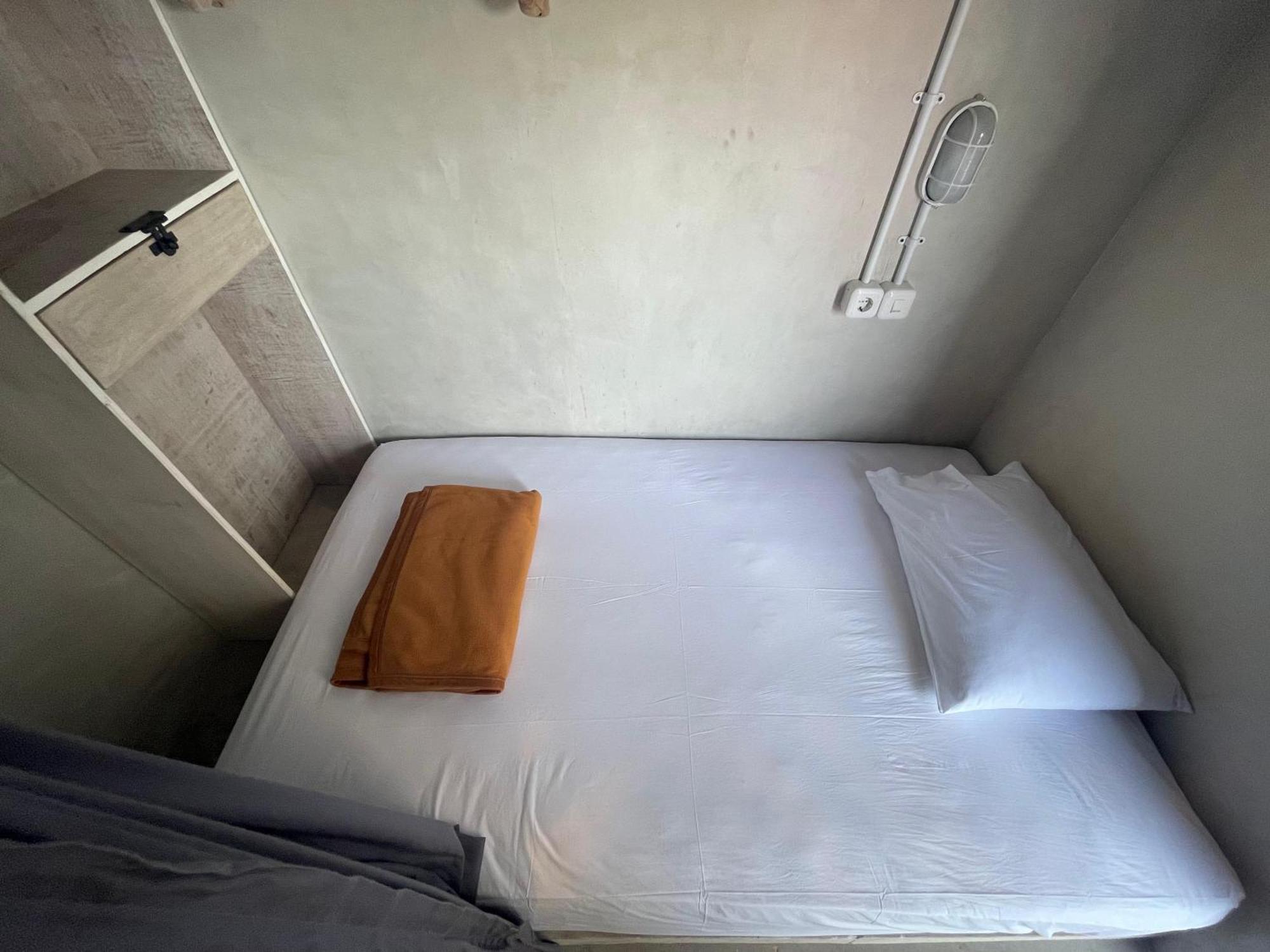 Lushy Hostel Nusa Penida Toyapakeh Bagian luar foto