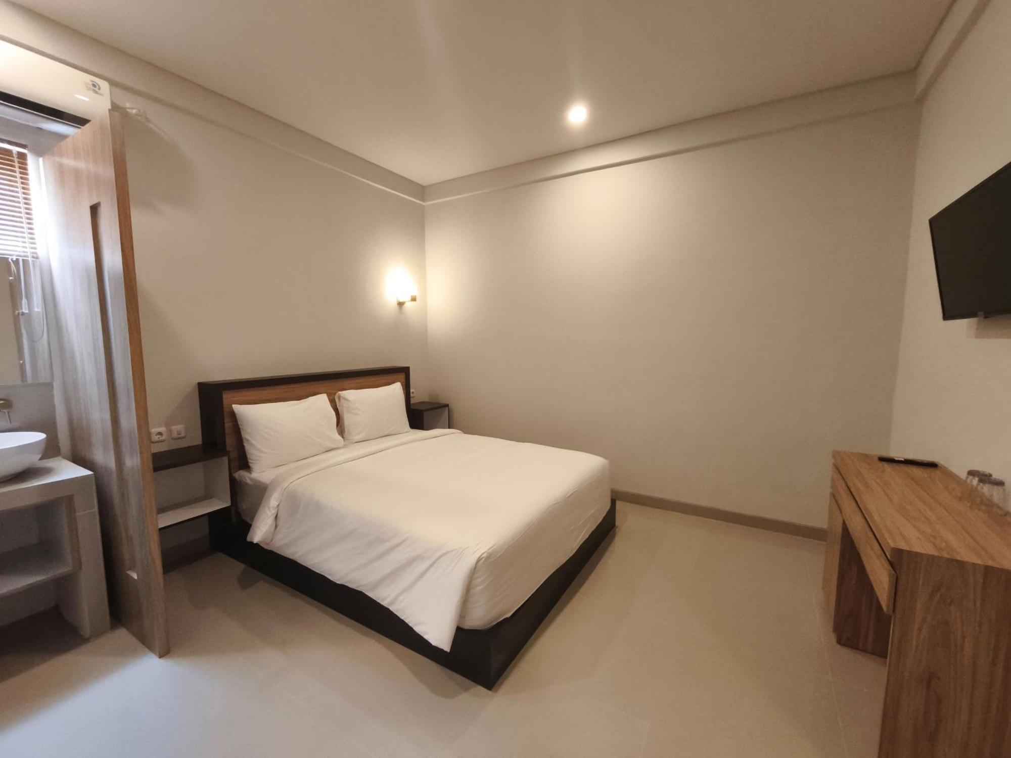 Lushy Hostel Nusa Penida Toyapakeh Bagian luar foto