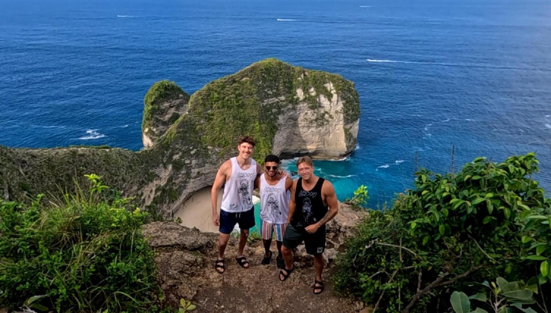 Lushy Hostel Nusa Penida Toyapakeh Bagian luar foto